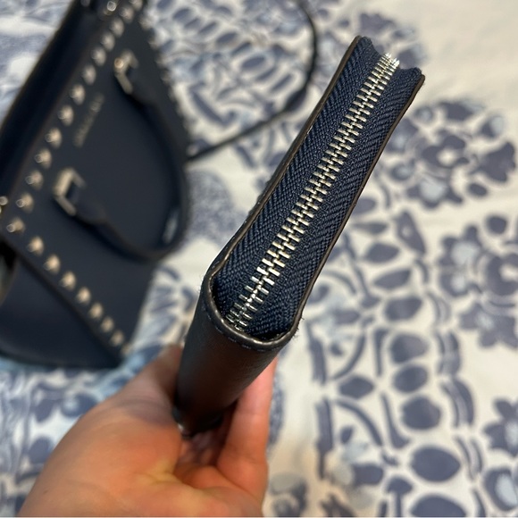 Navy blue Michael Kors handbag and wallet - Picture 8 of 10